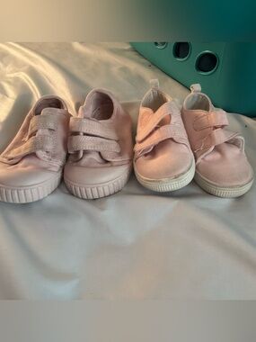 Clean shoes size 4, worn pair - free & size 5. Used for play shoes in summer